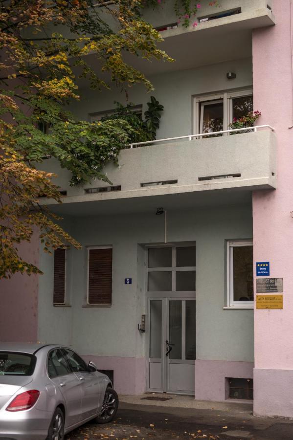 Apartman Pannonica Pin 0-24H Slavonski Brod Dış mekan fotoğraf